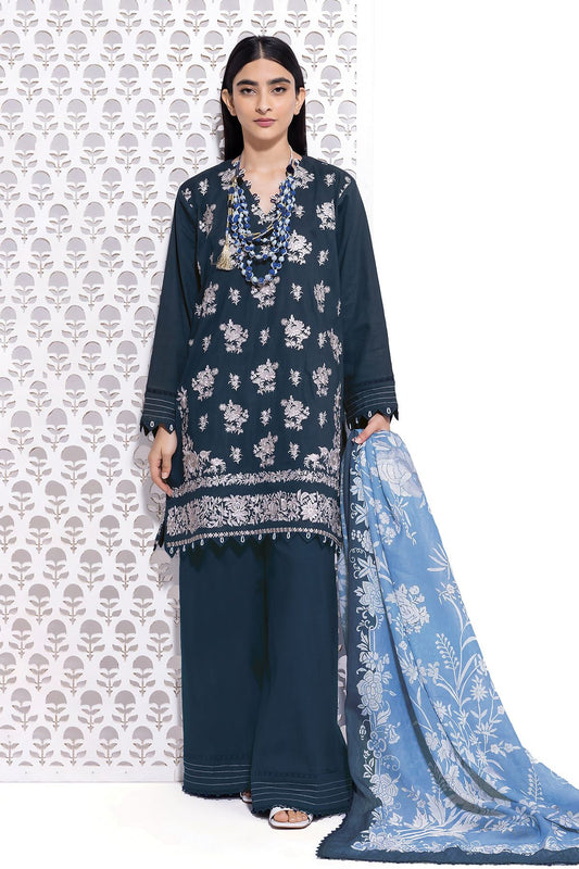 Tailored 3-Piece Crosshatch Ensemble – A Perfect Blend of Elegance & Comfort